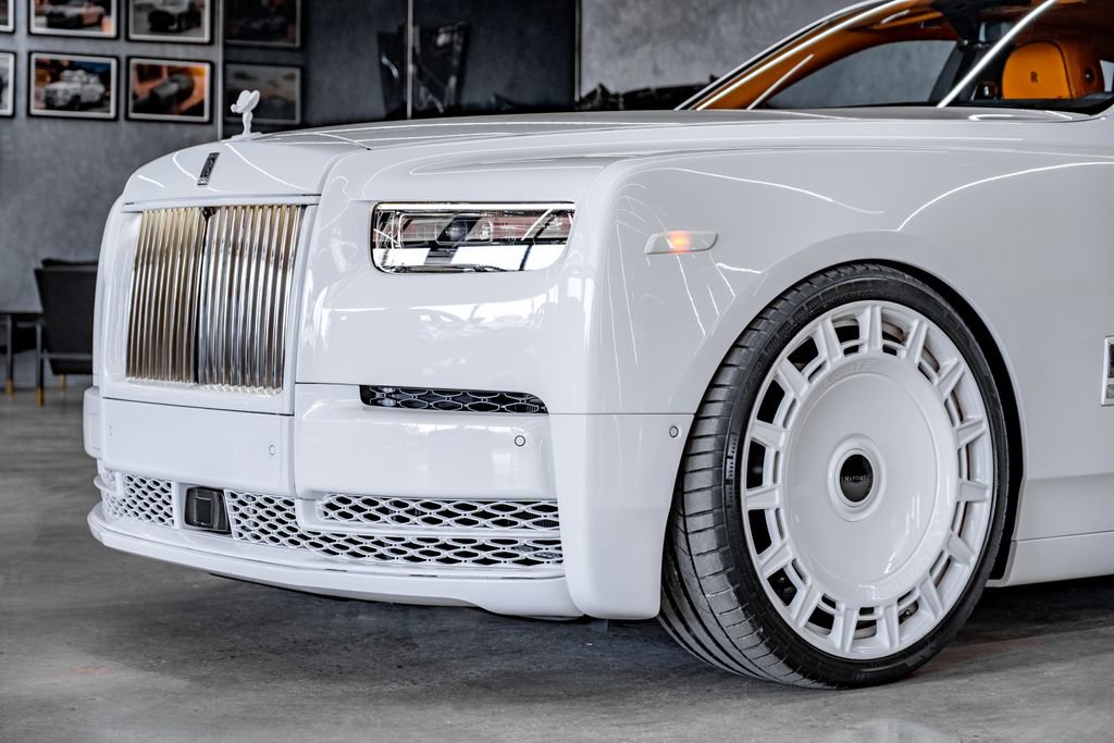 Used 2026 Rolls-Royce Phantom Sedan RWD image 6