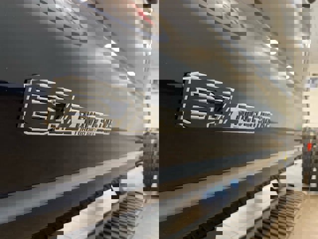 New 2024 Ford F550 4x4 Regular Cab Super Duty image 6