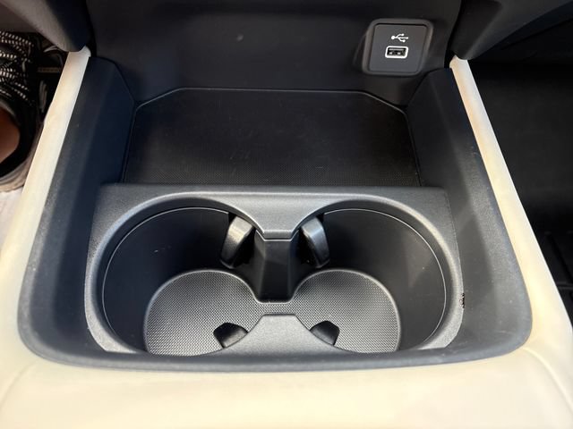 Used 2025 Honda HR-V LX image 17