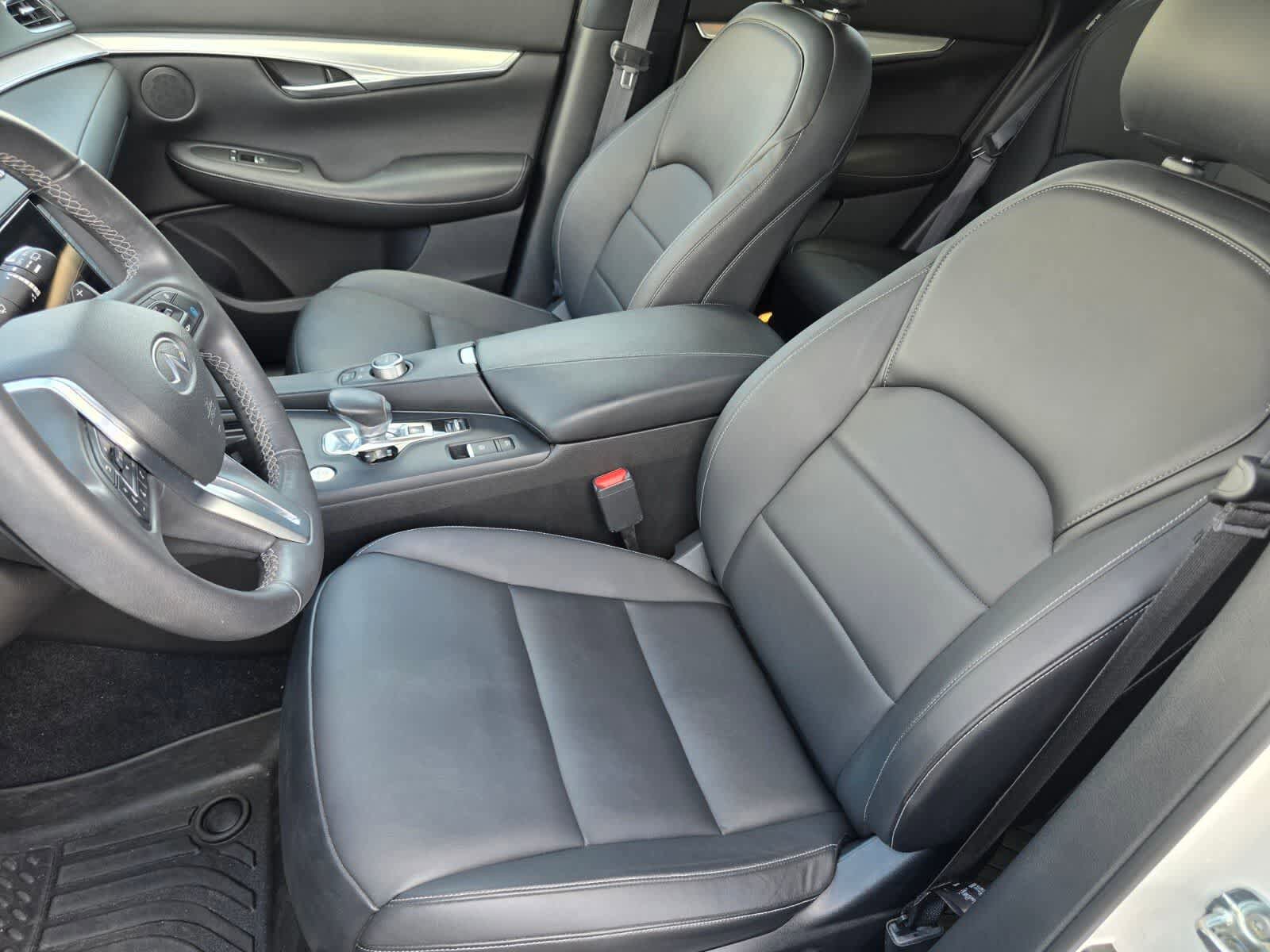 Used 2021 INFINITI QX50 Luxe w/ Appearance Package FWD image 15
