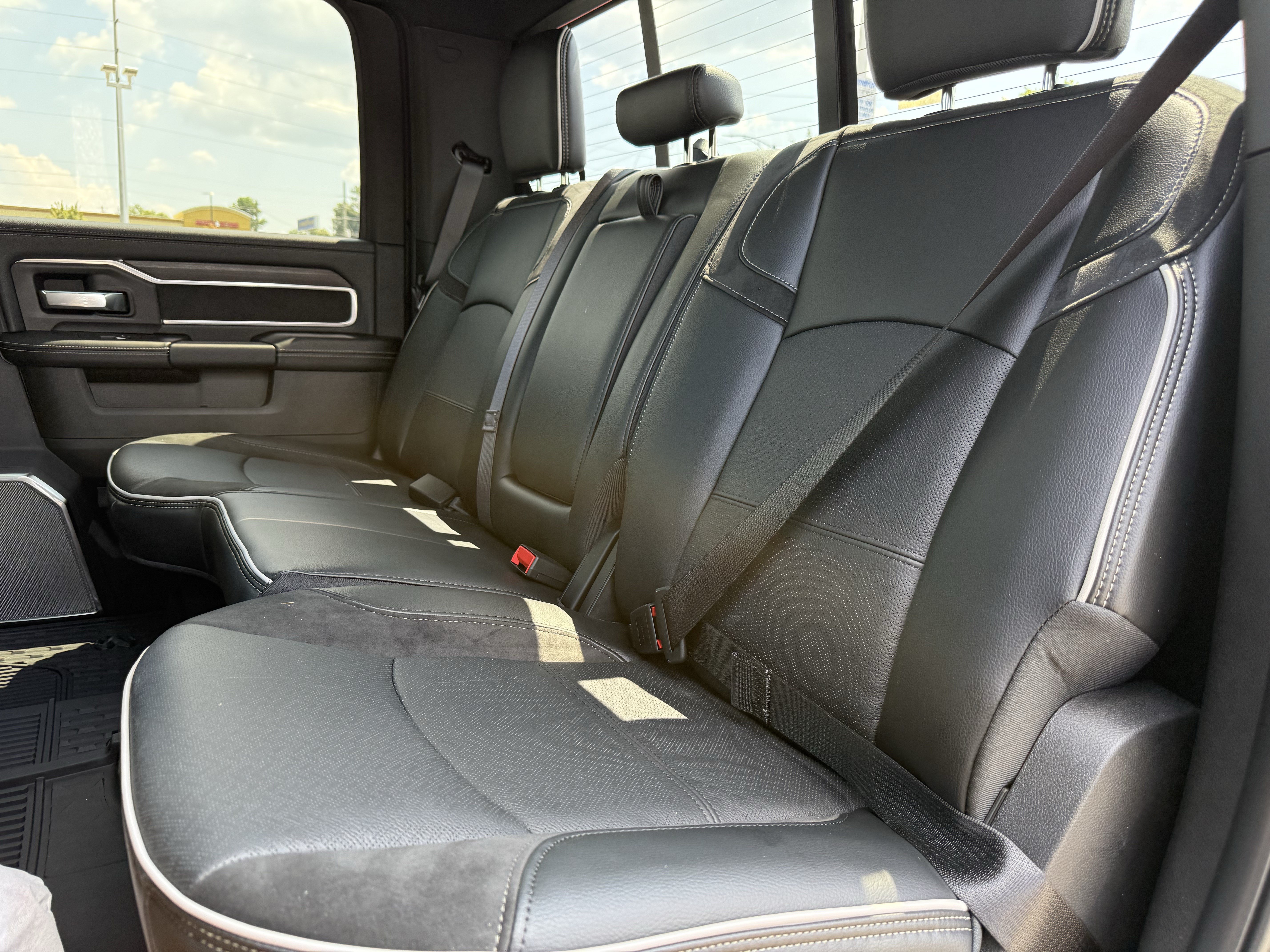 New 2027 RAM 3500 Laramie AWD/4WD image 34