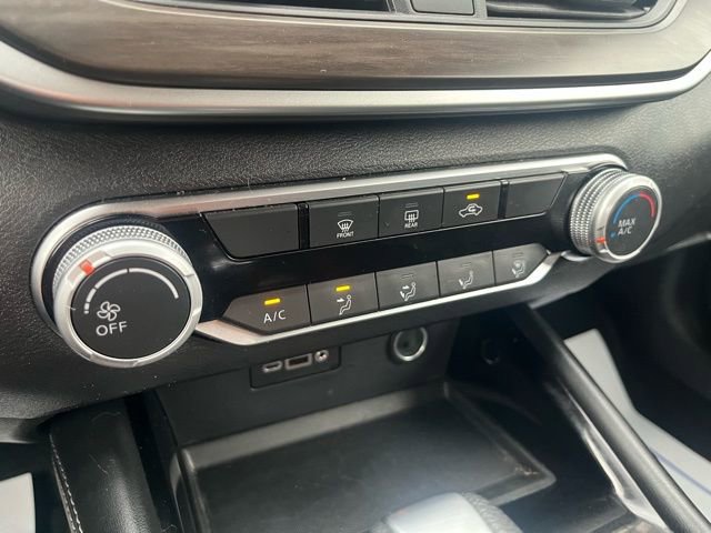 Used 2023 Nissan Altima 2.5 SV image 14