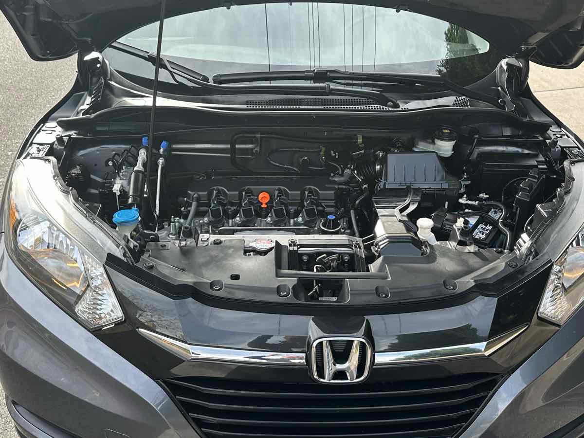 Used 2017 Honda HR-V LX image 53