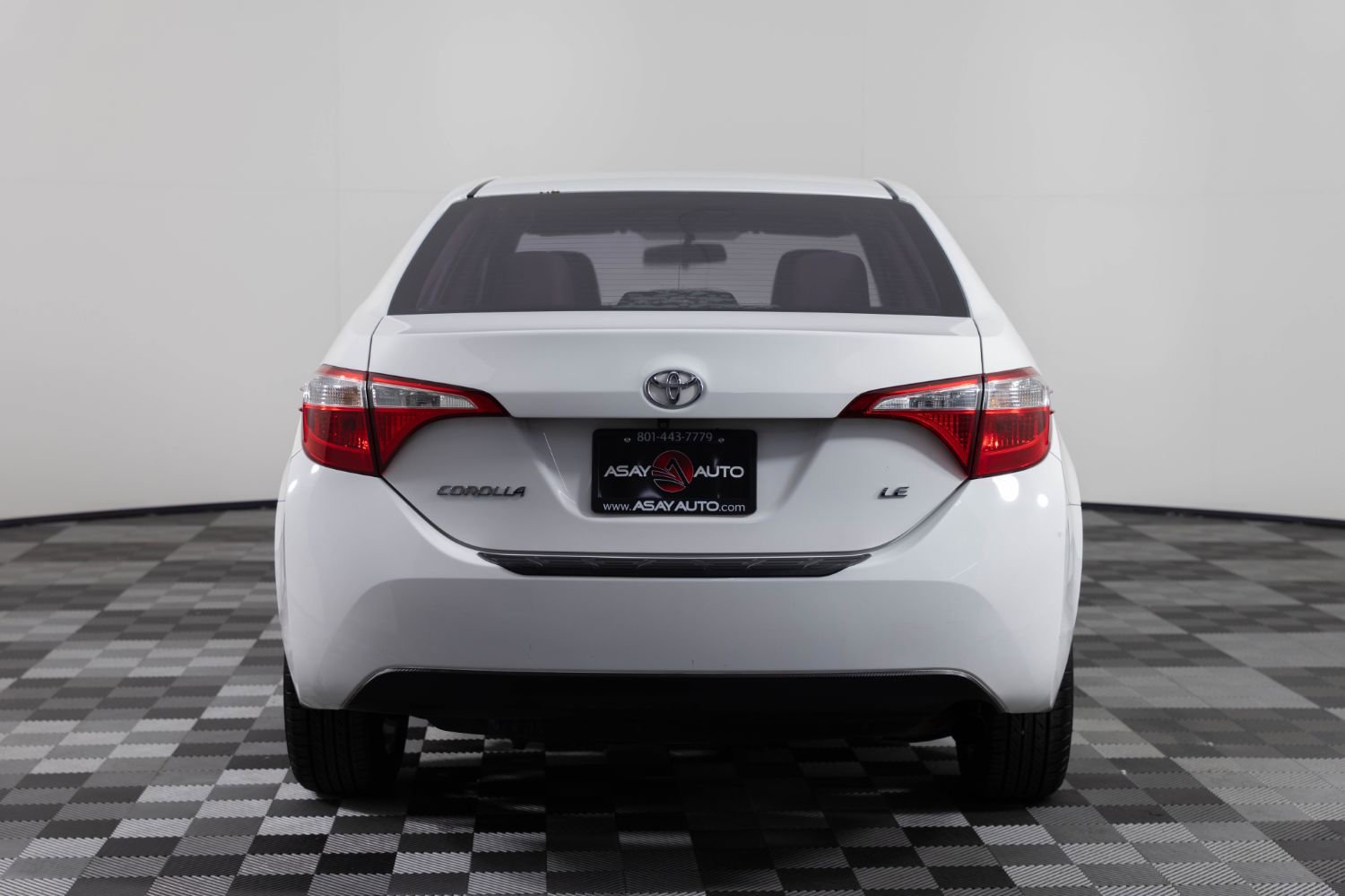 Used 2015 Toyota Corolla LE image 6