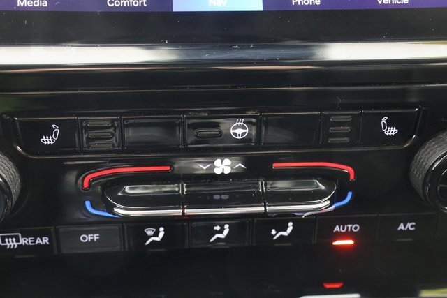 Used 2021 Jeep Grand Cherokee L Limited image 16