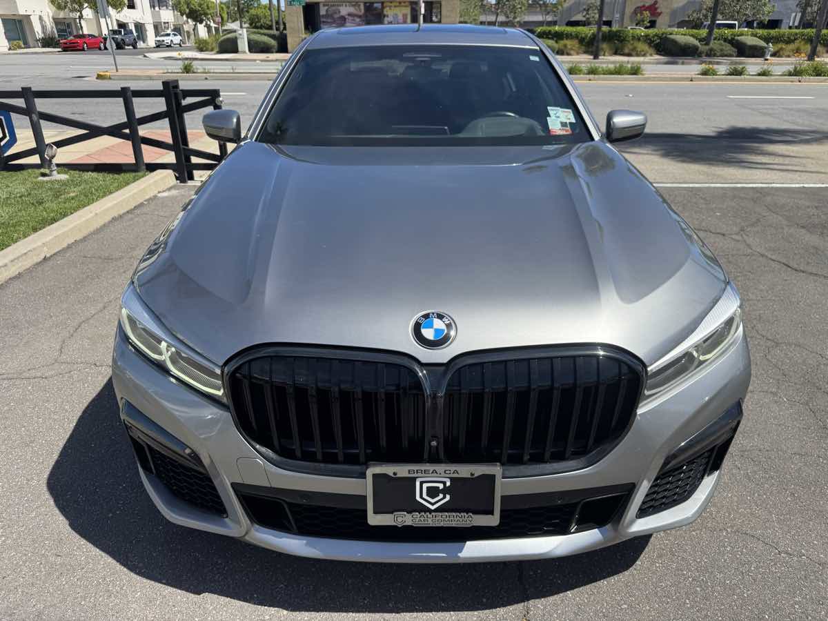 Used 2020 BMW 740i w/ M Sport Package image 12