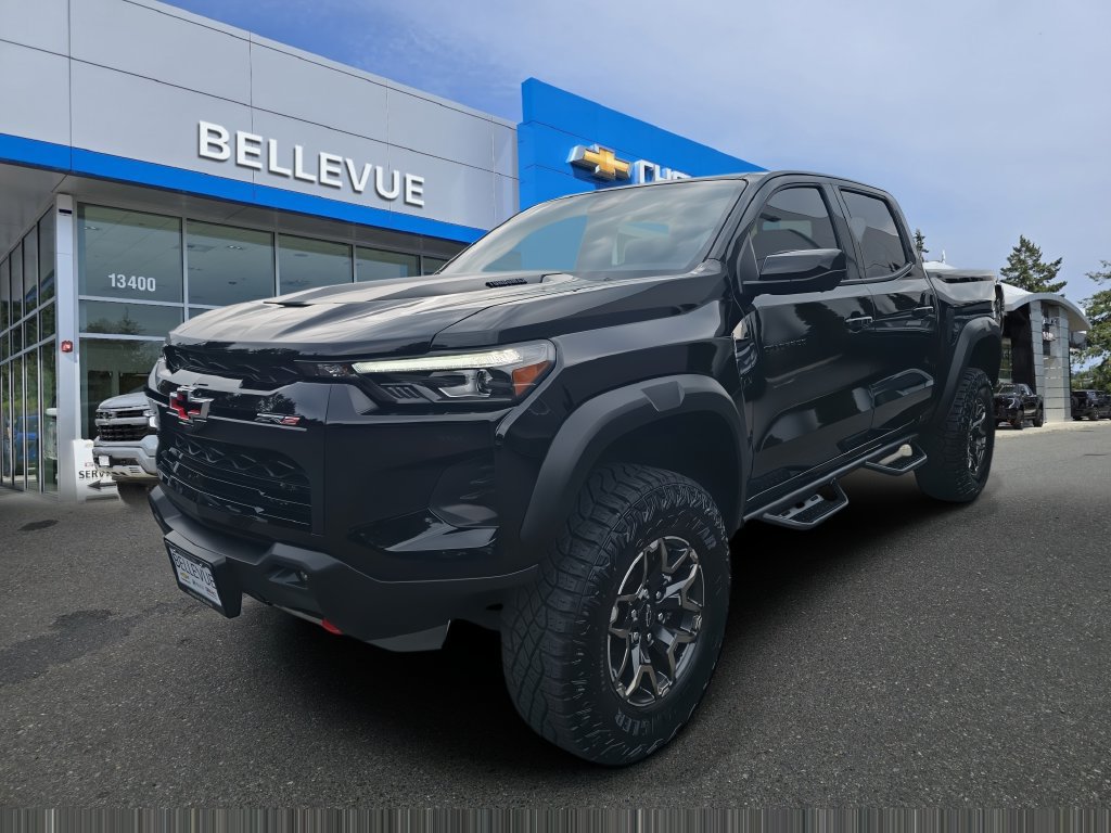 Used 2024 Chevrolet Colorado ZR2 w/ ZR2 Convenience Package III AWD/4WD image 1