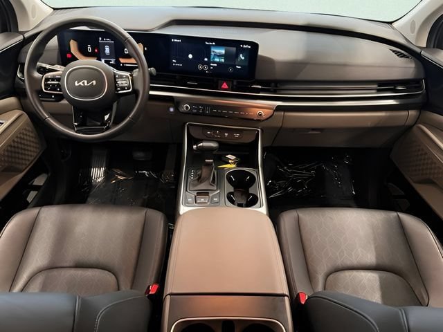 Used 2026 Kia Carnival FWD image 21