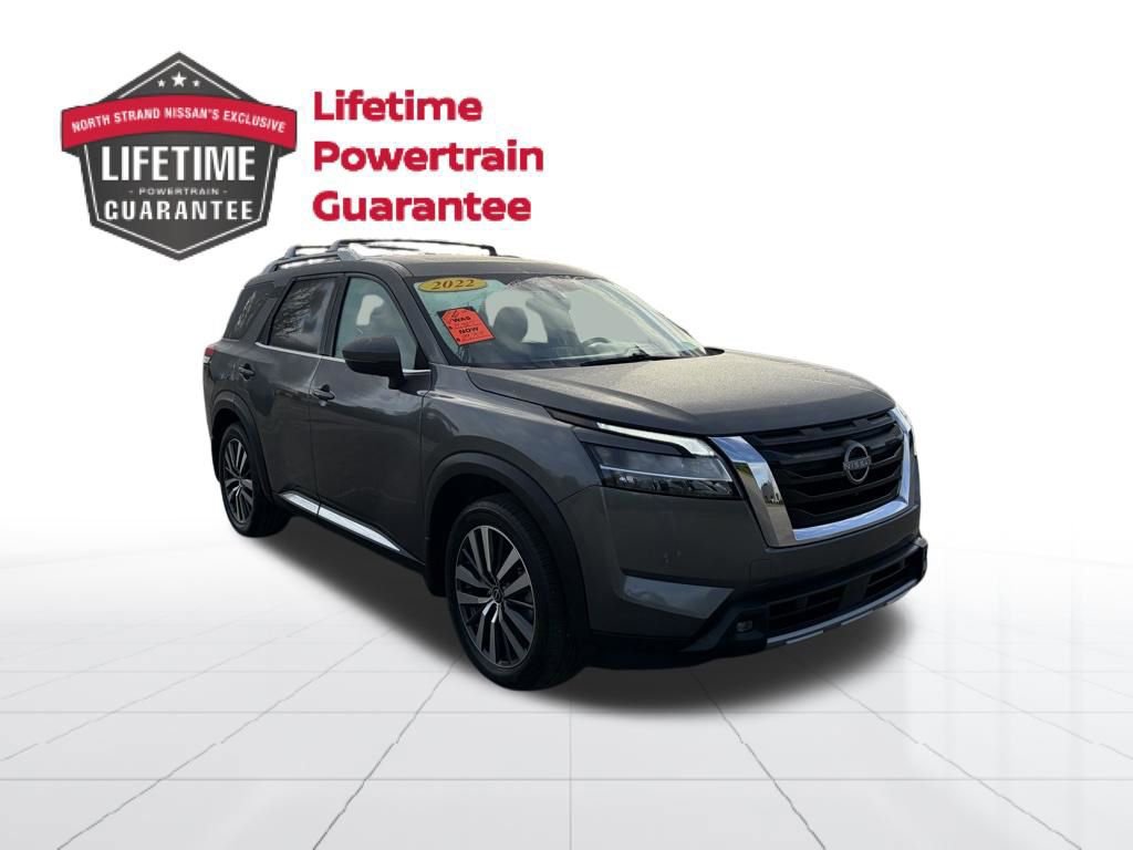 Certified 2022 Nissan Pathfinder Platinum w/ Cargo Package image 10