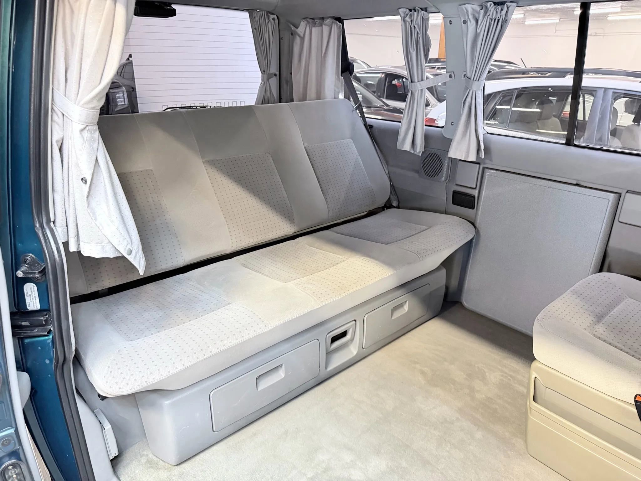 Used 2003 Volkswagen Eurovan MV image 20