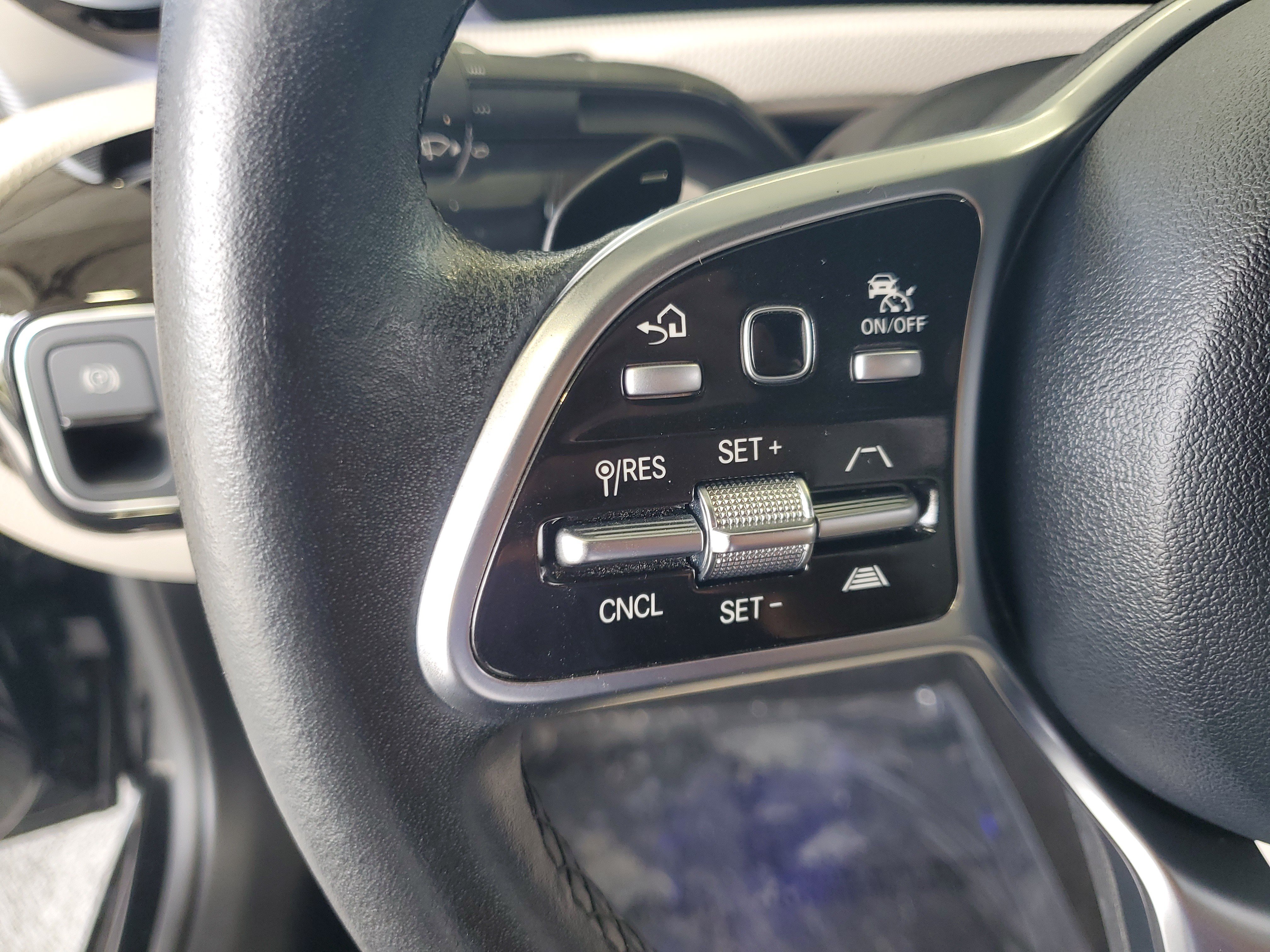 Used 2022 Mercedes-Benz A 220 image 23