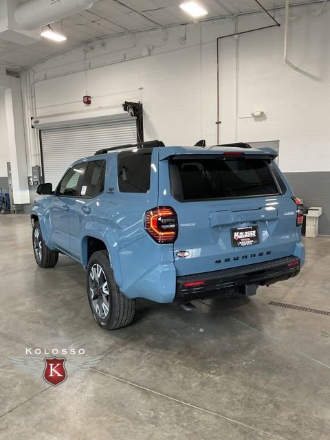 New 2026 Toyota 4Runner TRD Sport Premium AWD/4WD image 4