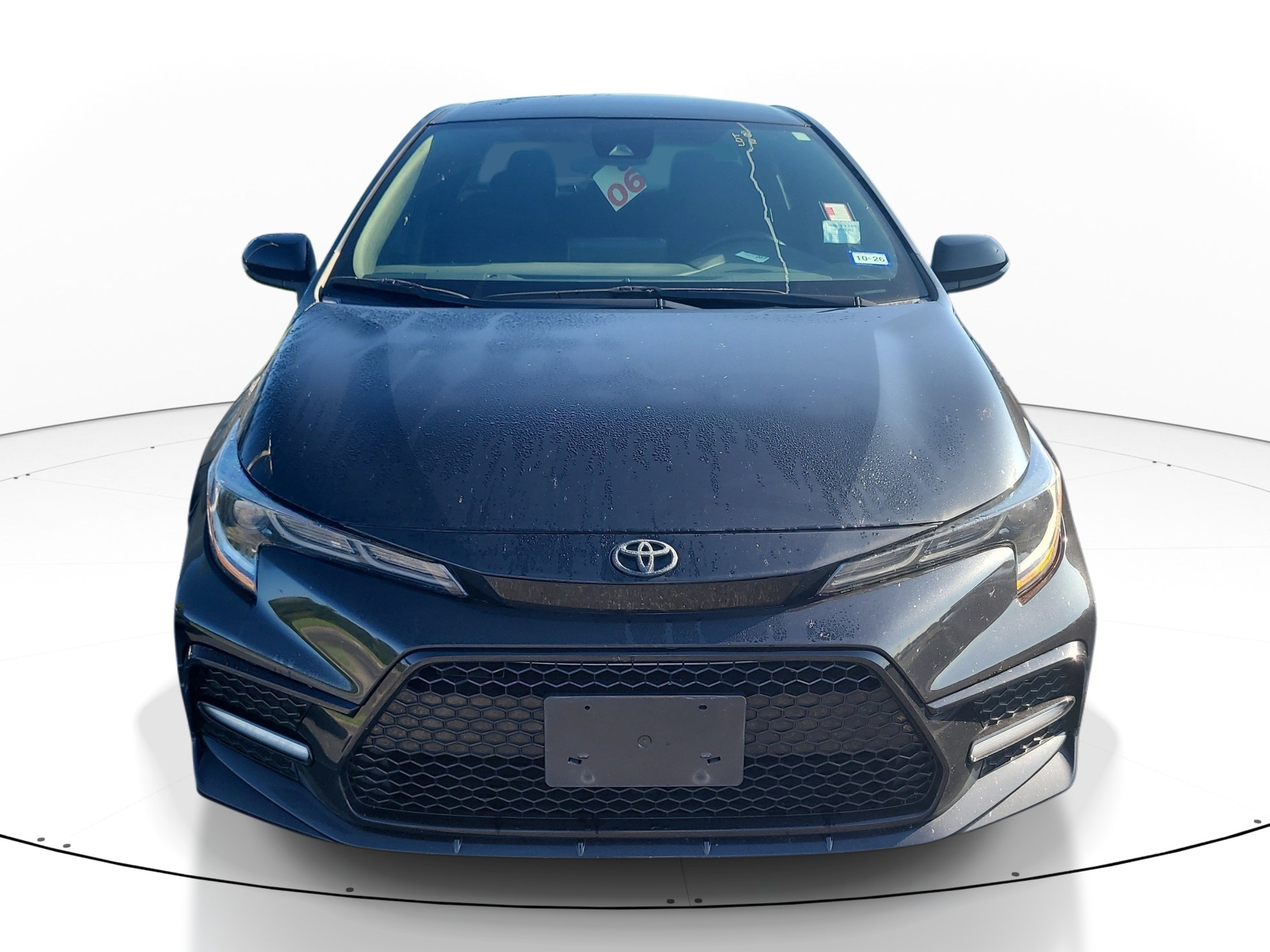 Used 2022 Toyota Corolla SE FWD image 2