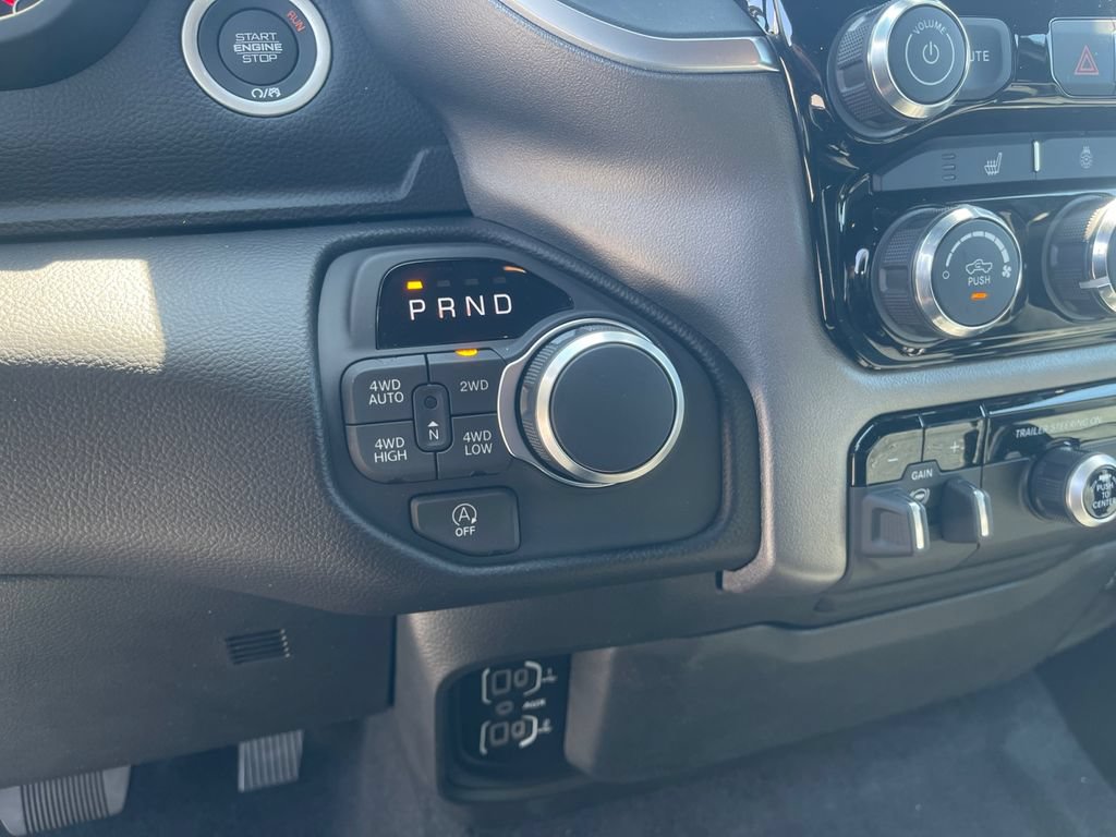 New 2026 RAM 1500 Big Horn AWD/4WD image 11