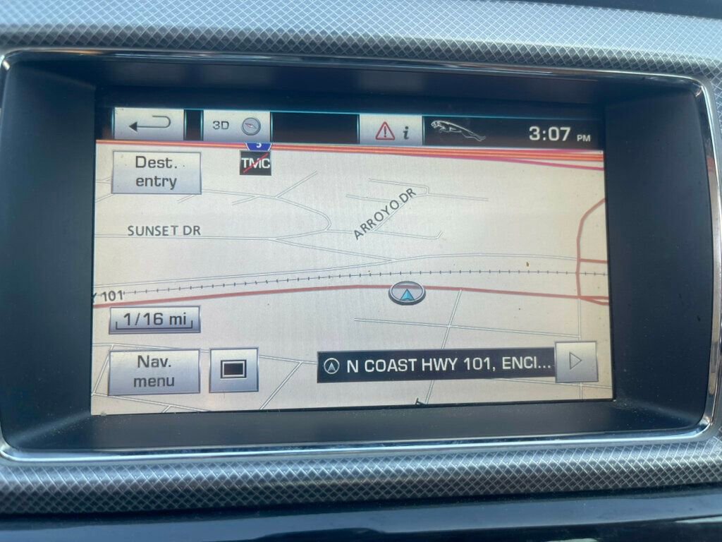 Used 2012 Jaguar XF R image 22