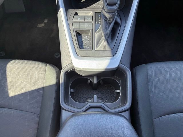 Used 2024 Toyota RAV4 XLE FWD image 18