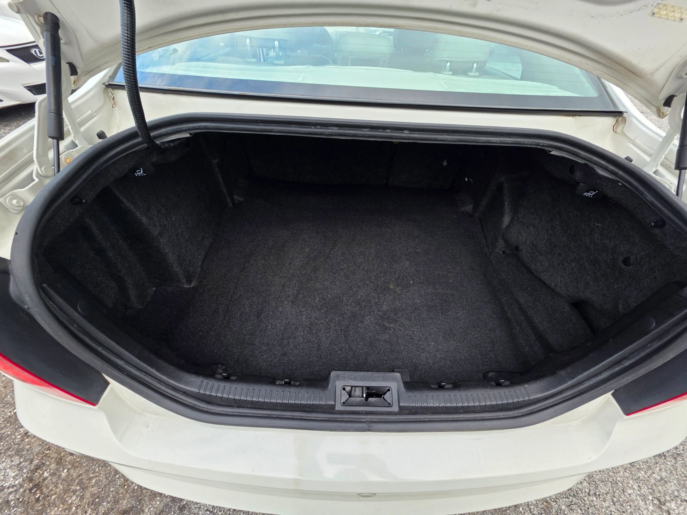 Used 2012 Ford Fusion SEL image 24