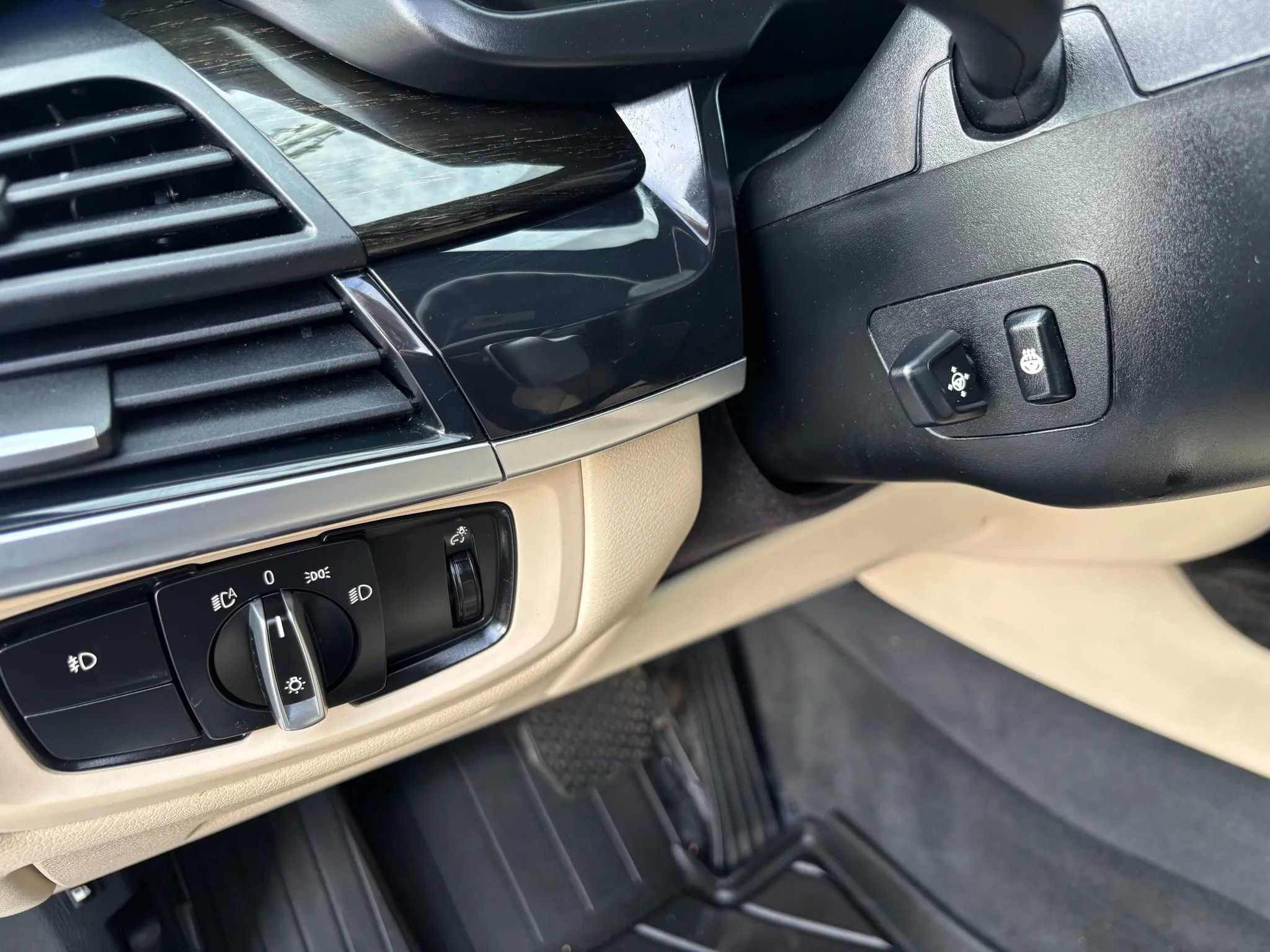 Used 2018 BMW X5 xDrive40e image 22