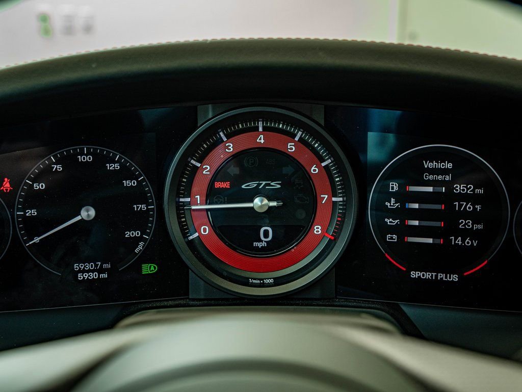 Certified 2024 Porsche 911 Carrera GTS RWD image 40