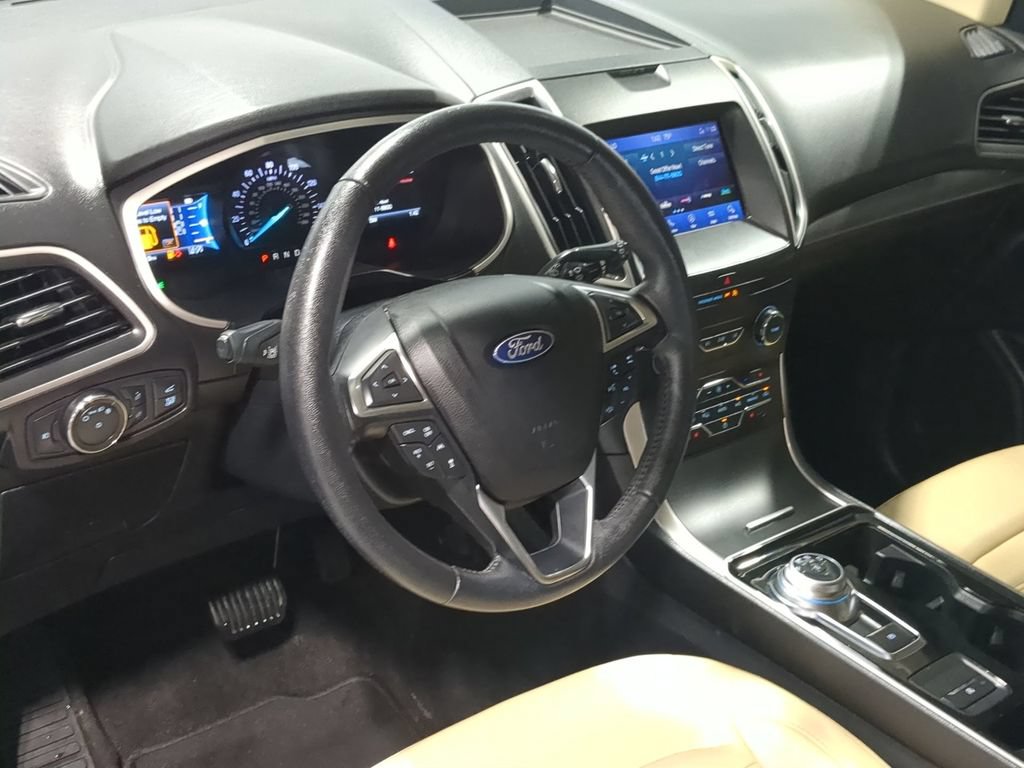 Used 2020 Ford Edge SEL w/ Convenience Package AWD/4WD image 12
