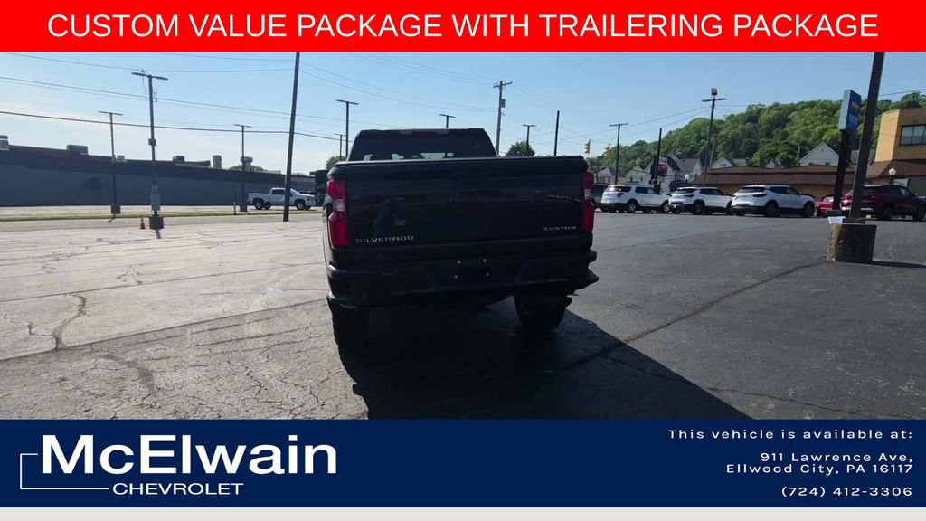 Used 2021 Chevrolet Silverado 2500 Custom w/ Custom Value Package AWD/4WD image 8