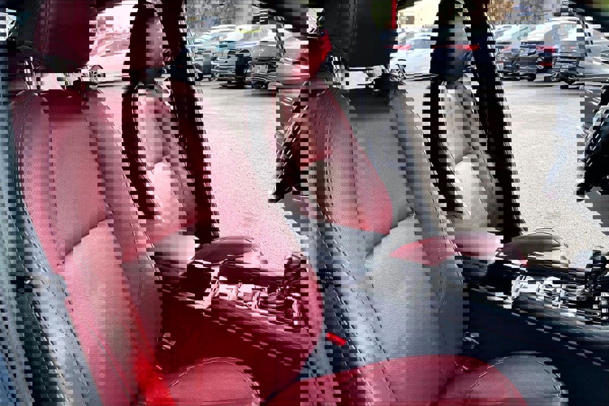 Used 2024 MAZDA MAZDA3 s image 7