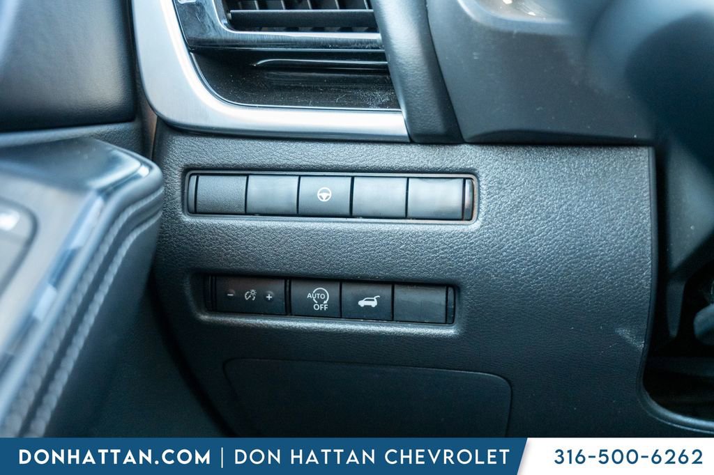 Used 2023 Nissan Rogue SL w/ SL Premium Package image 15