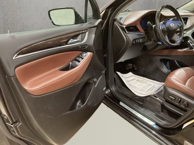 Used 2019 Buick Enclave Avenir w/ Avenir Technology Package image 10