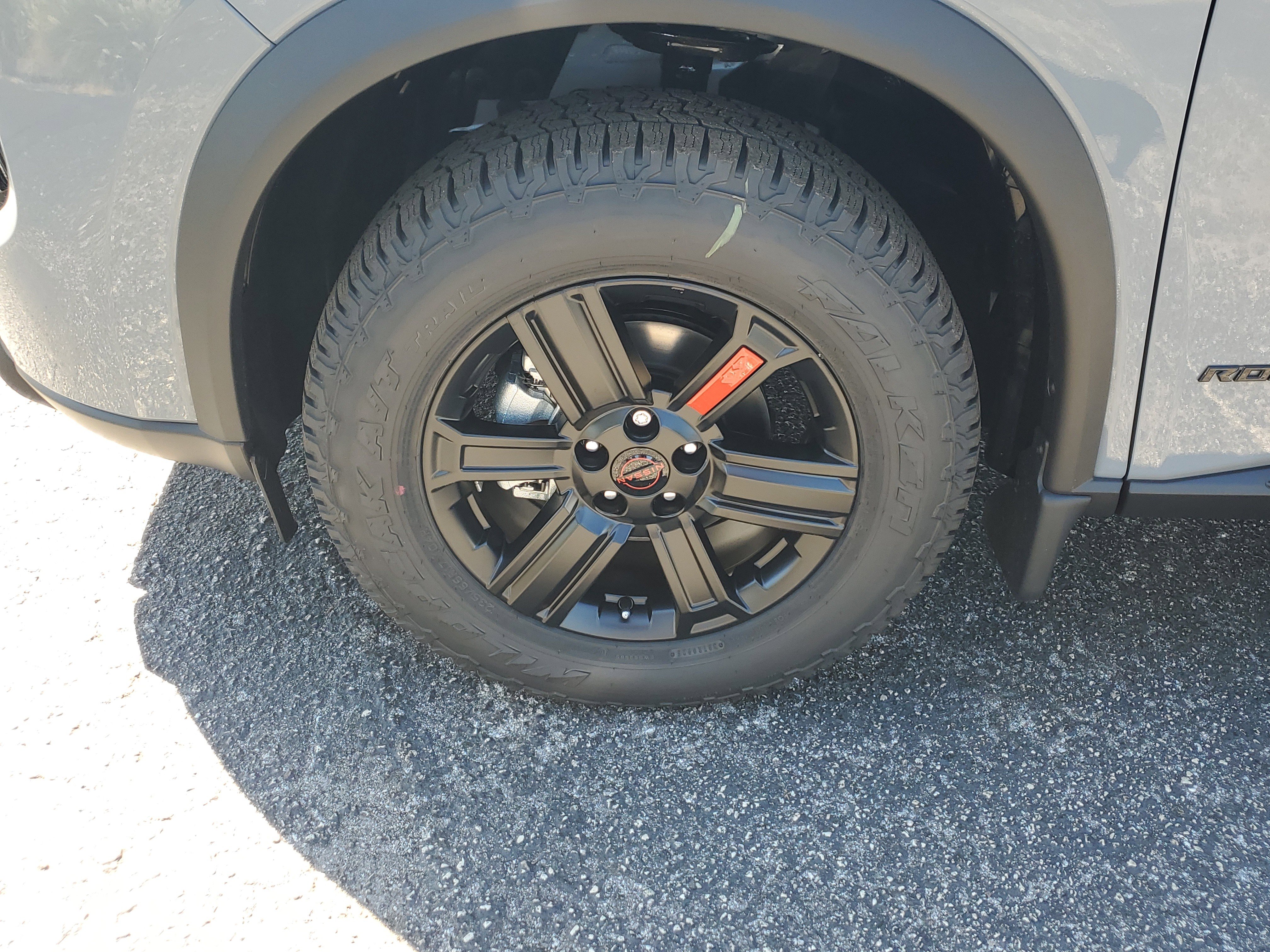 New 2026 Nissan Rogue SV image 4