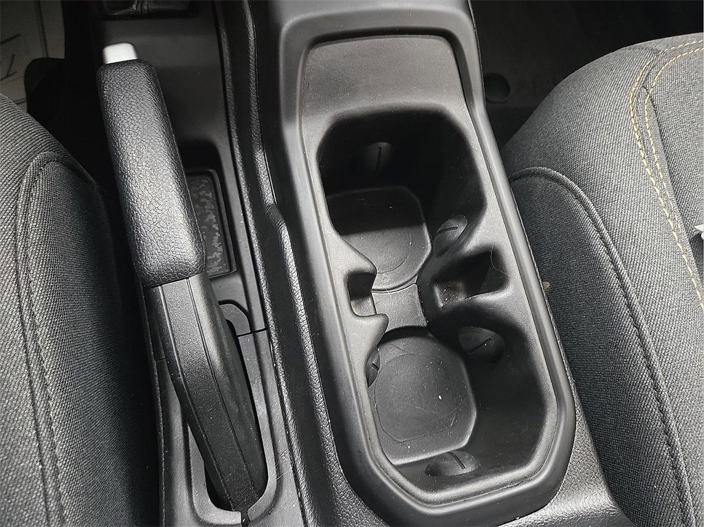 Used 2025 Jeep Wrangler Sport image 20