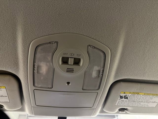 Used 2013 Toyota Prius Two image 18