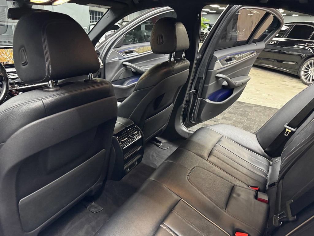 Used 2018 BMW 530i RWD image 41
