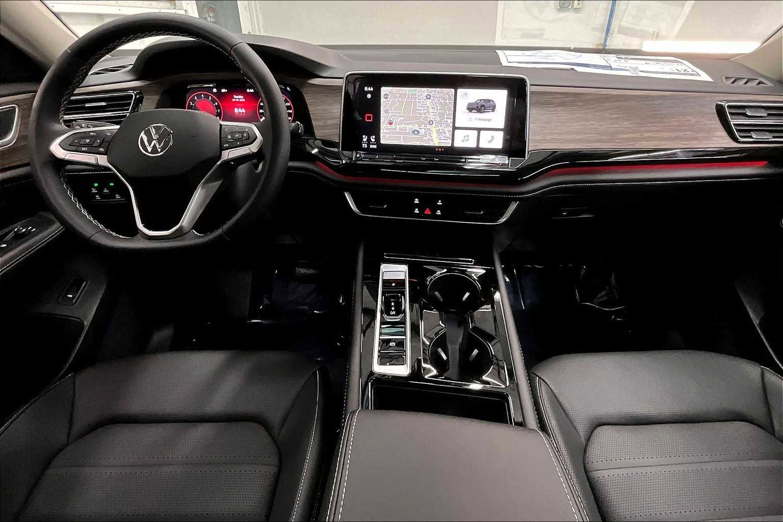 New 2026 Volkswagen Atlas SEL image 7