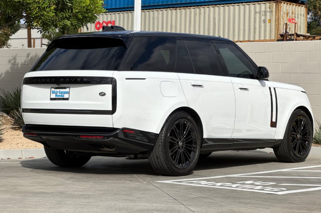 Used 2023 Land Rover Range Rover SE AWD/4WD image 10