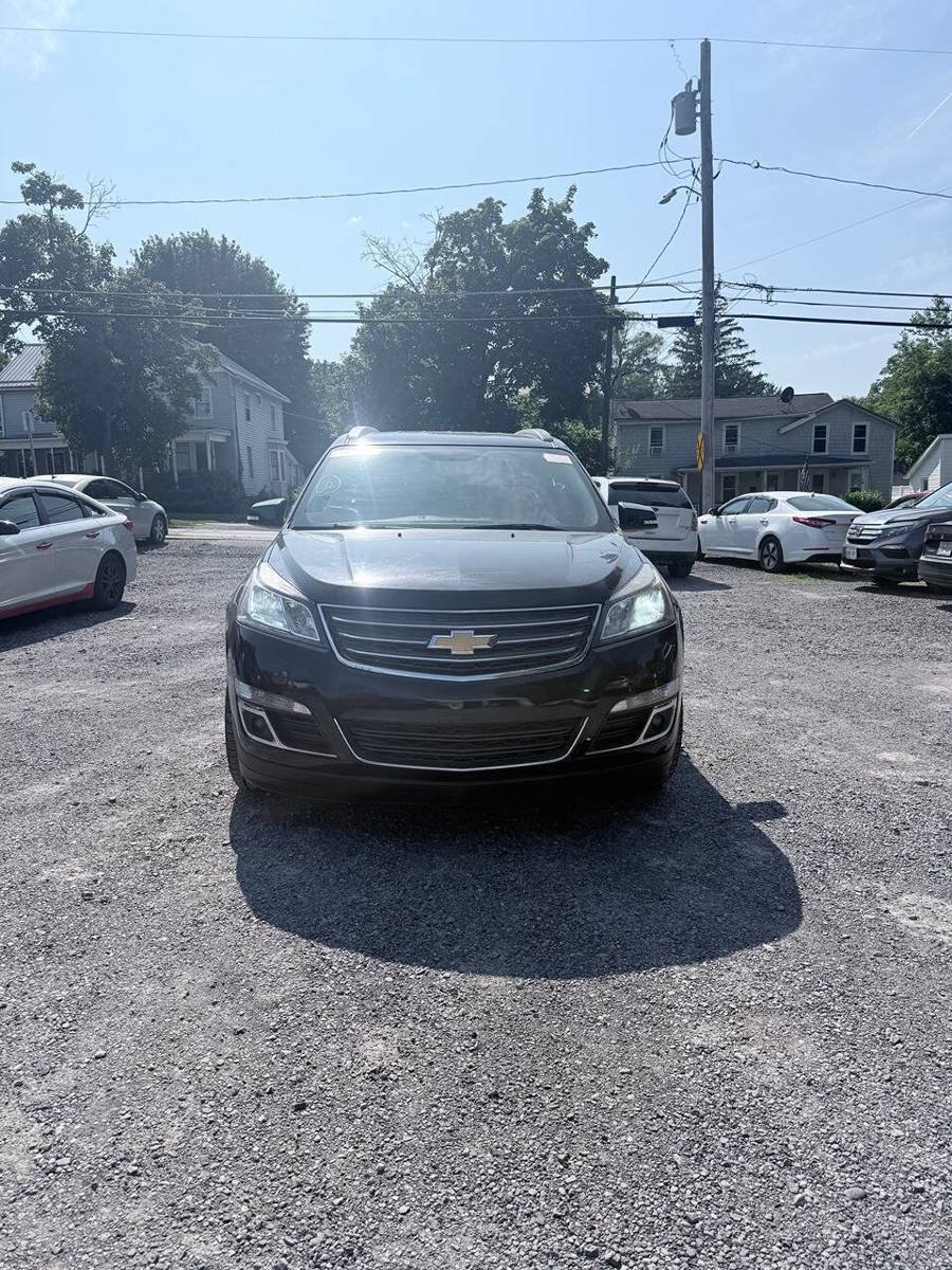 Used 2017 Chevrolet Traverse LT AWD/4WD image 7