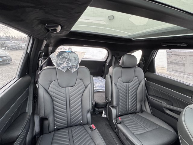 New 2025 Kia Sorento SX Prestige AWD/4WD image 11