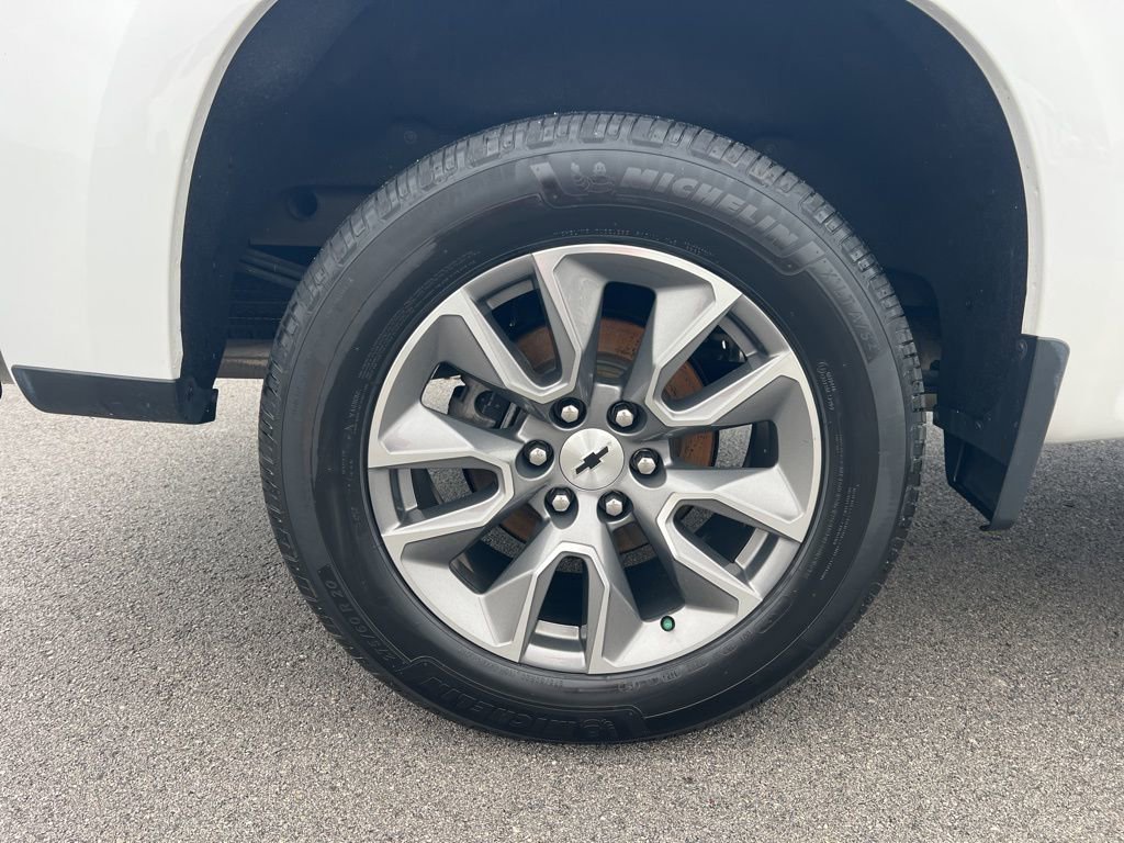 Used 2019 Chevrolet Silverado 1500 RST image 14