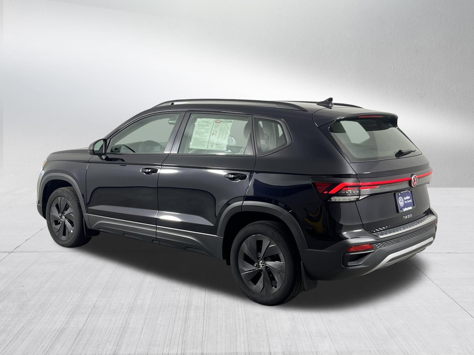Certified 2025 Volkswagen Taos S FWD image 5