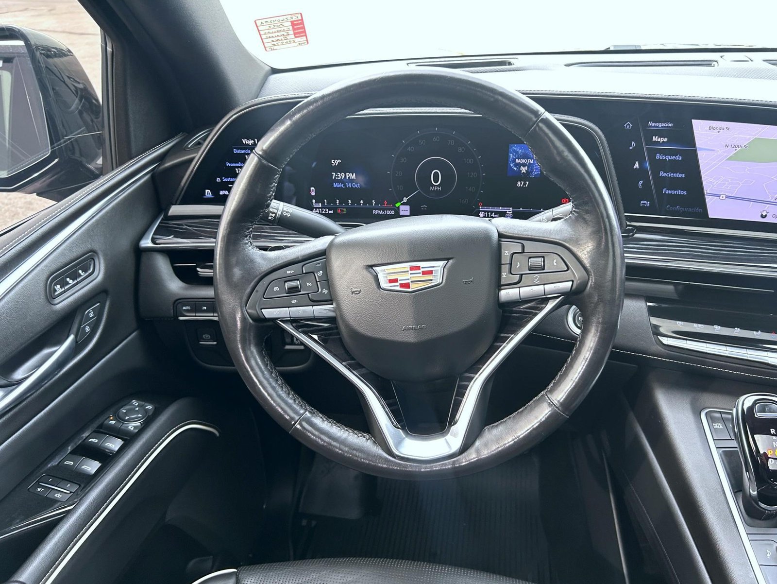 Certified 2022 Cadillac Escalade Sport AWD/4WD image 15