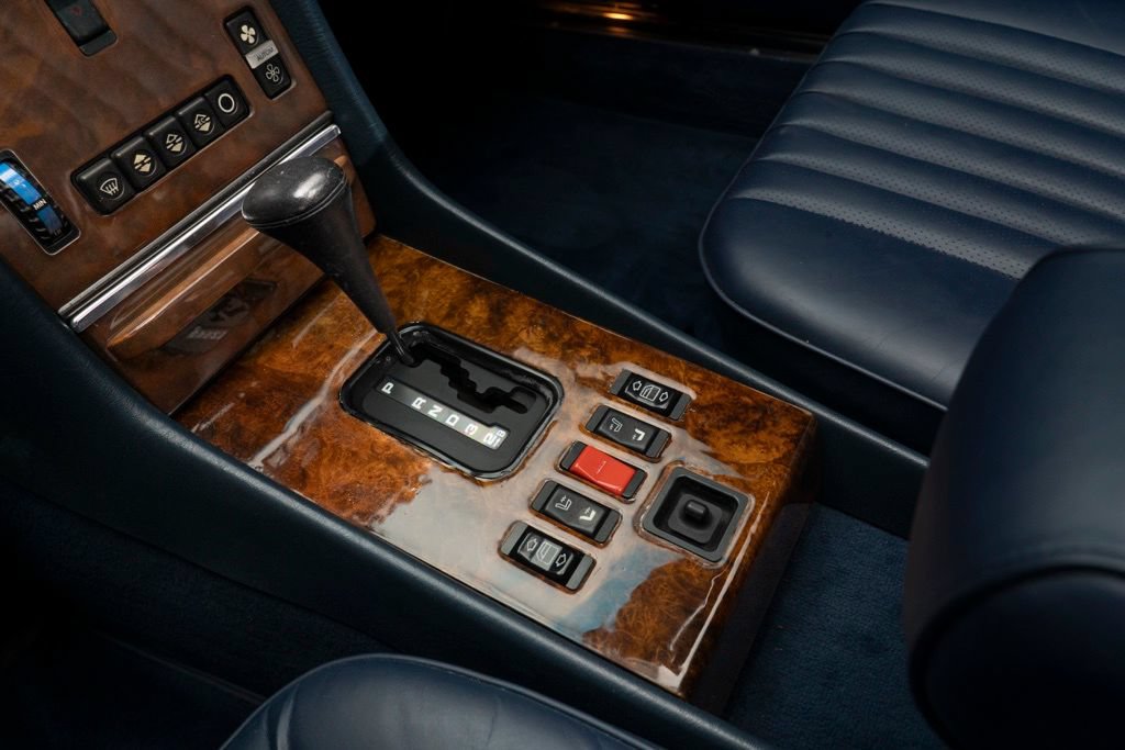Used 1988 Mercedes-Benz 560 SL image 31