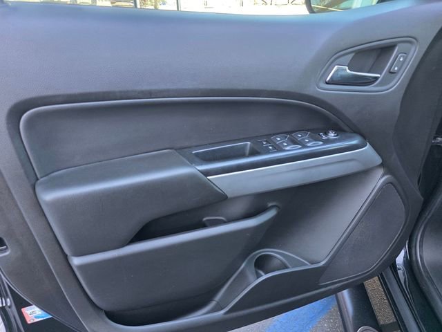 Used 2017 Chevrolet Colorado LT image 10