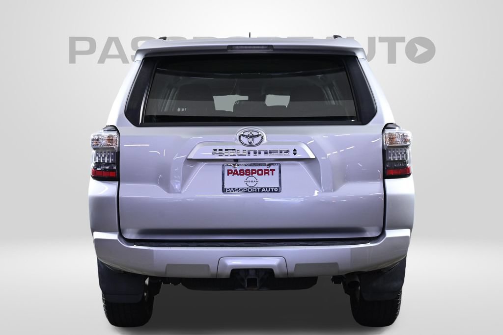 Used 2023 Toyota 4Runner SR5 AWD/4WD image 8