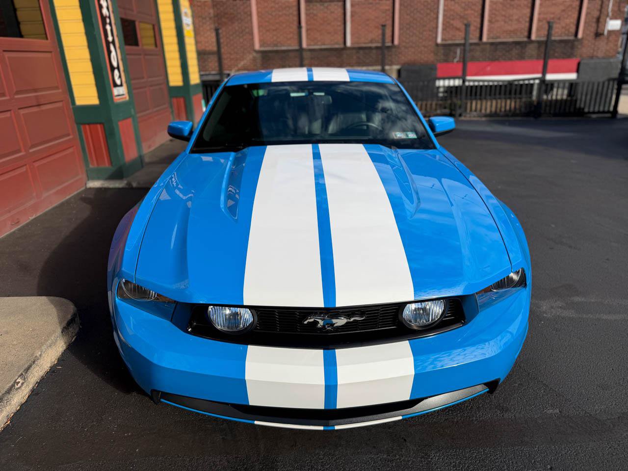 Used 2011 Ford Mustang GT Premium w/ 401A Rapid Spec Order Code RWD image 13