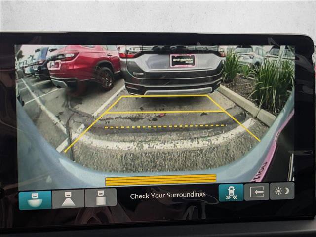 New 2025 Honda Pilot Touring image 14