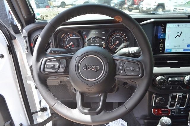 New 2026 Jeep Gladiator Rubicon w/ Capability Package AWD/4WD image 16