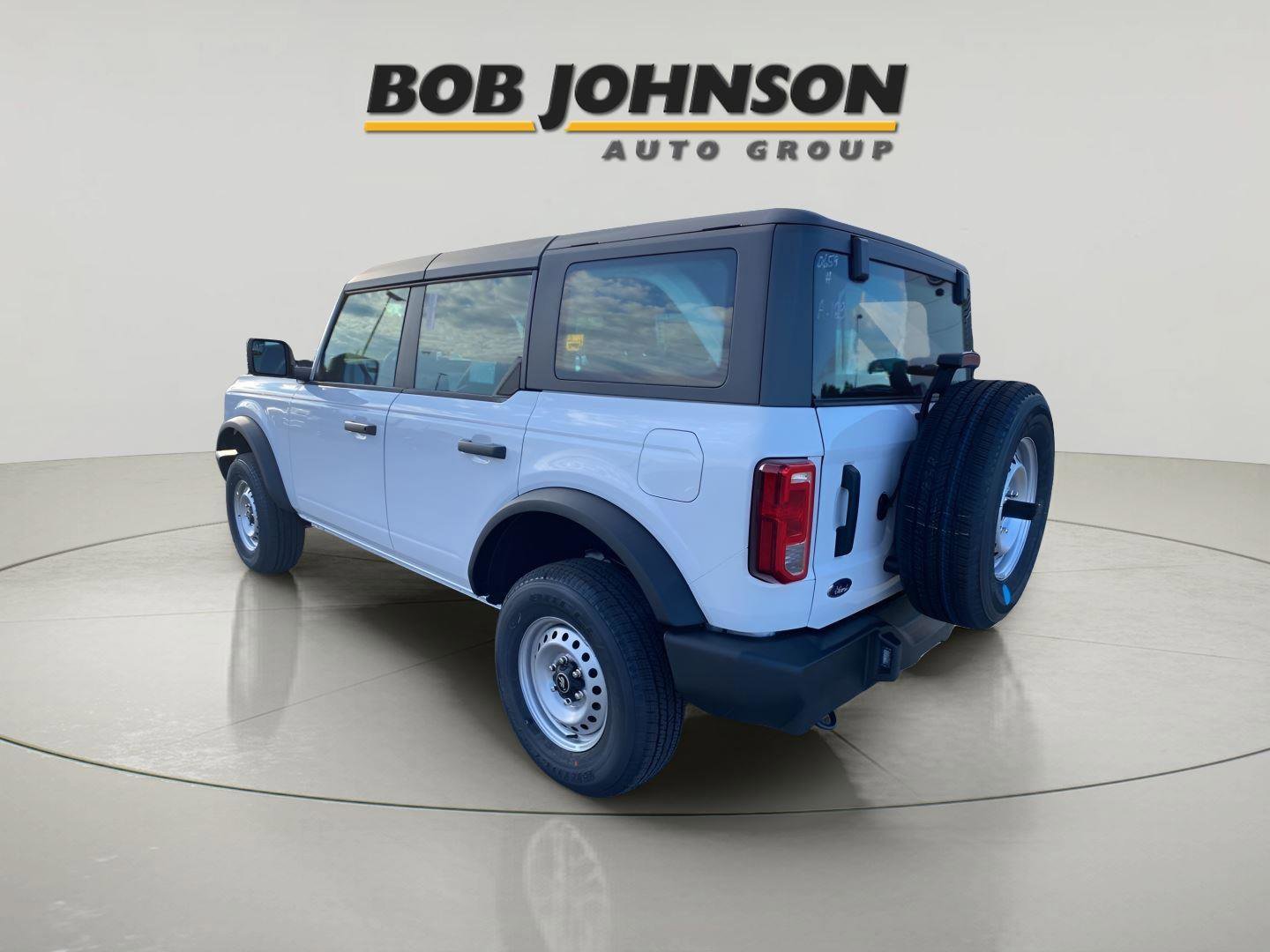 New 2025 Ford Bronco 4-Door AWD/4WD image 11