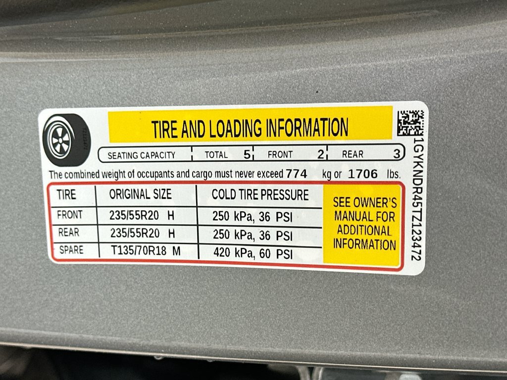 New 2026 Cadillac XT5 Premium Luxury w/ LPO, Floor Liner Package AWD/4WD image 40