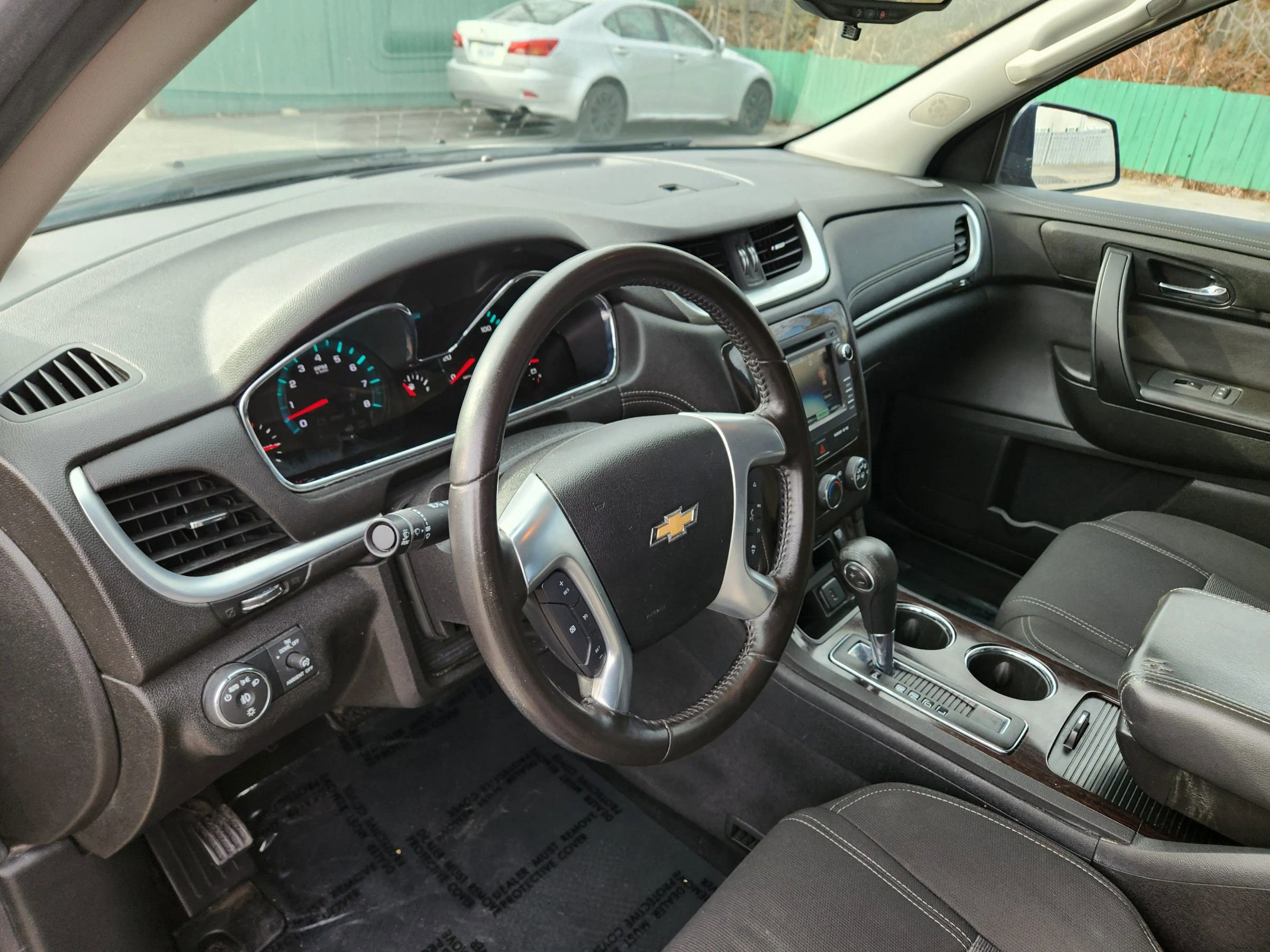 Used 2017 Chevrolet Traverse LT w/ Style and Technology Package image 26