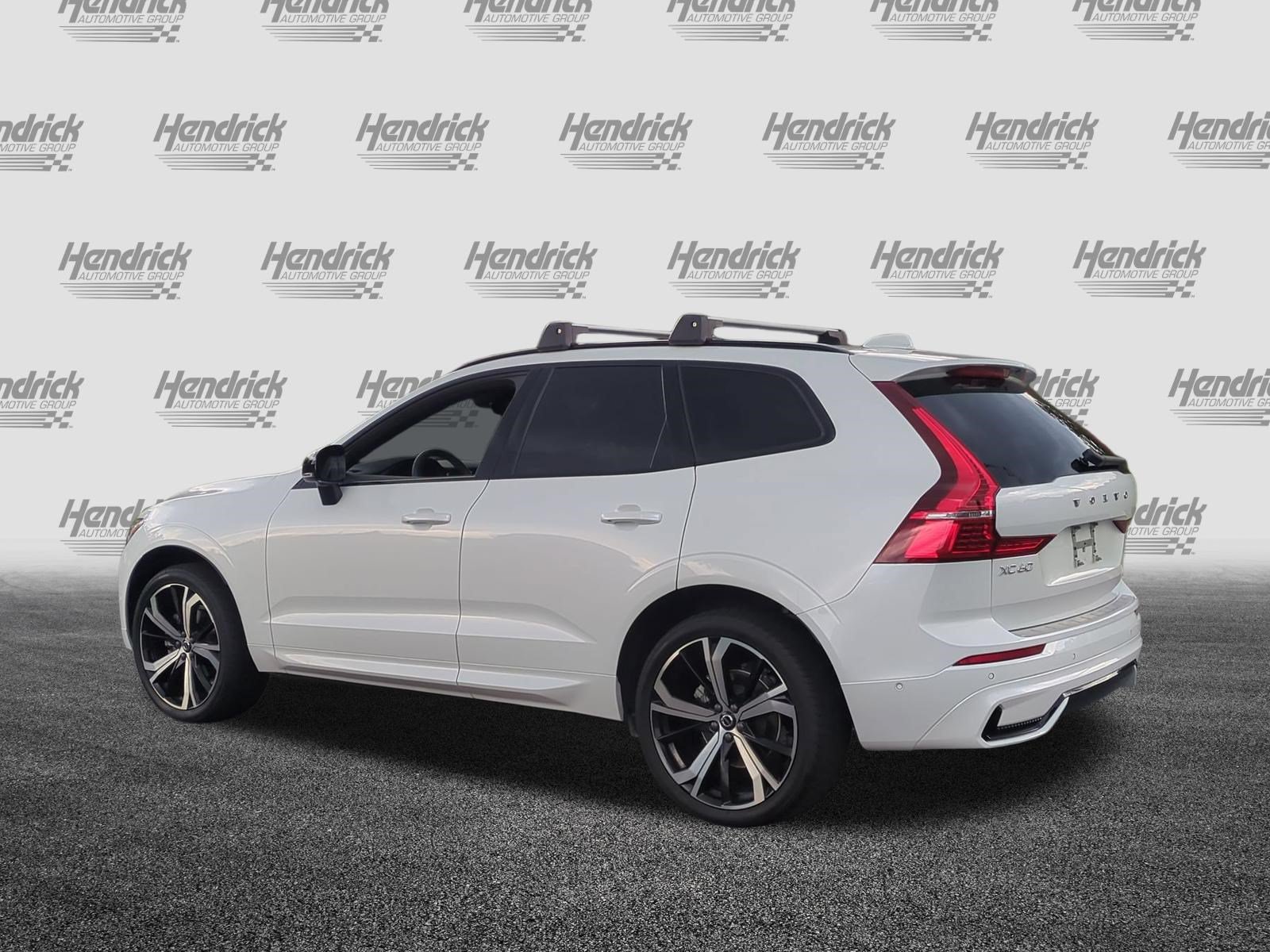 Used 2023 Volvo XC60 B5 Ultimate w/ Climate Package AWD/4WD image 8