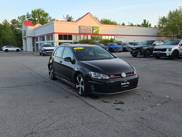 Used 2017 Volkswagen GTI SE FWD image 31